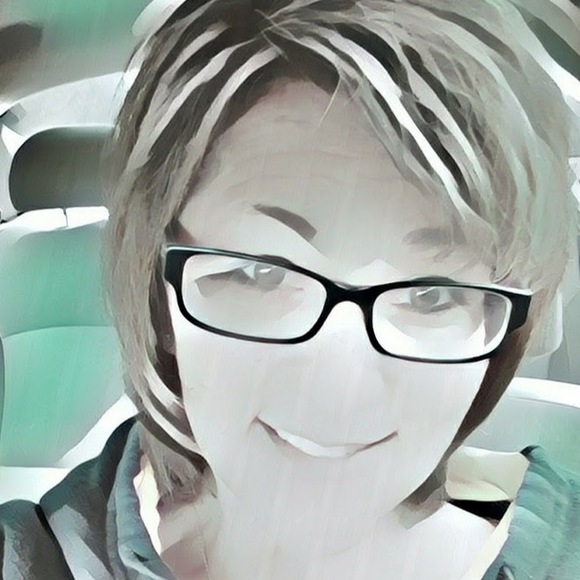 Meet your Posher, Jodi - Picture 1 of 1